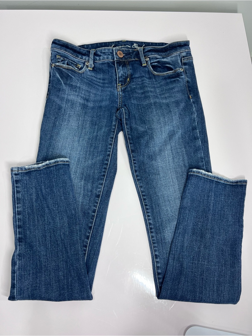American Eagle Outfitters Women's Straight Leg Blue Denim Jeans